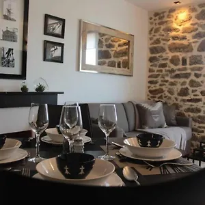 https://appt-vue-mer-20m-du-sillon-300m-dintra-muros.inbrittany.com